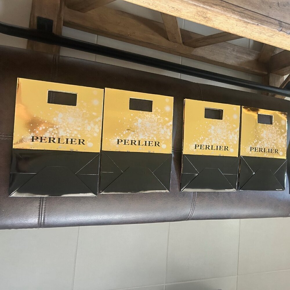 3/25$ PERLIER 6 Holiday GIFT BAGS - Picture 2 of 4